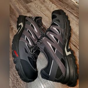 Salomon ortholite men's shoe  size 11.5